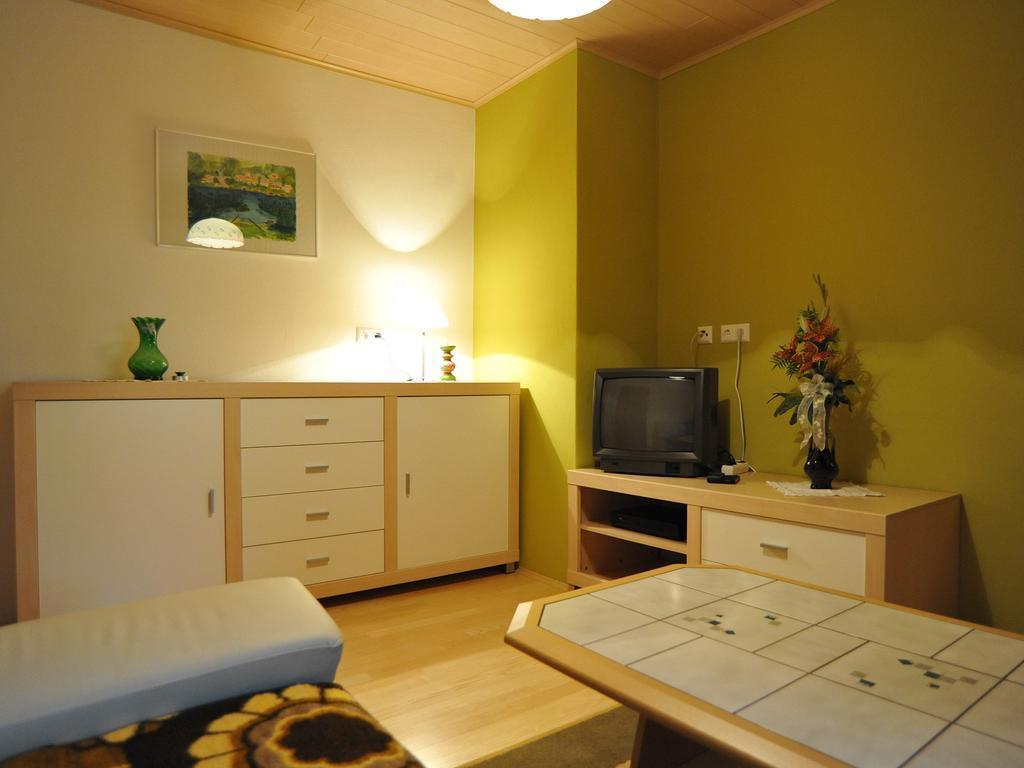Ferienhaus Nickl 魏斯布里阿赫 客房 照片